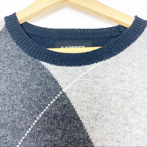 Express Lambswool Black & Grey Argyle Pullover Sweater Men’s Size XL - Picture 2 of 10
